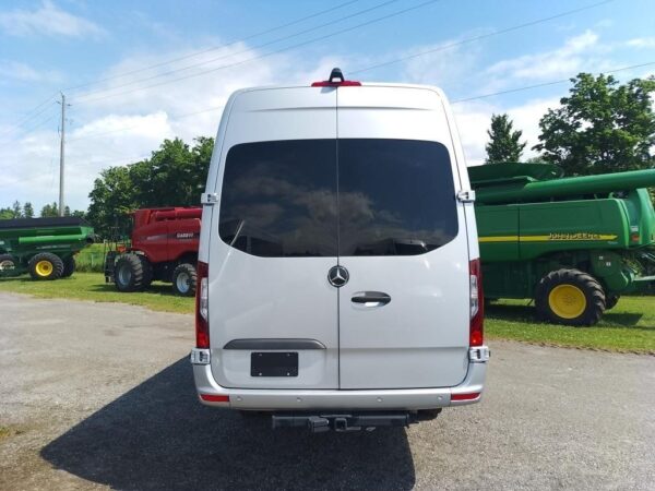 Lot# 446180 - 2023 Mercedes Benz 3500 Sprinter Cargo Van - Image 5