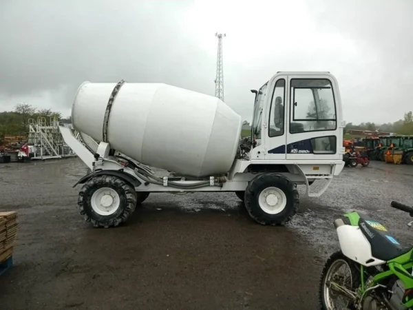 Lot# 414808 - 2017 Fiori DB 560T Mixer Cement Truck - Image 6