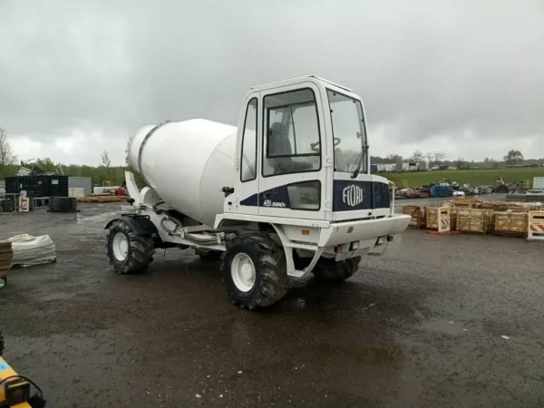 Lot# 414808 - 2017 Fiori DB 560T Mixer Cement Truck - Image 7