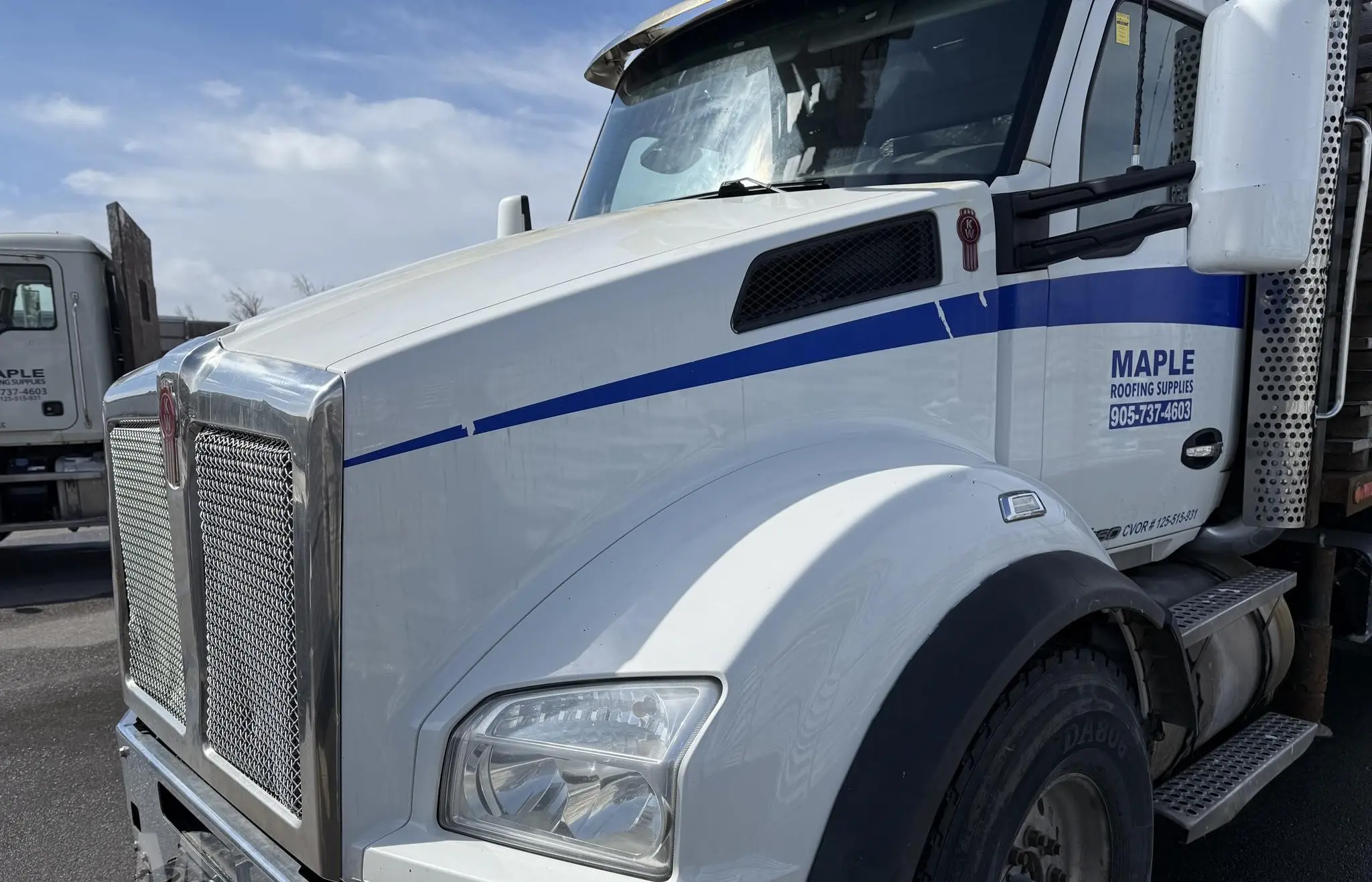 2015 Kenworth T880 W/ A Hiab 335K CLX Crane